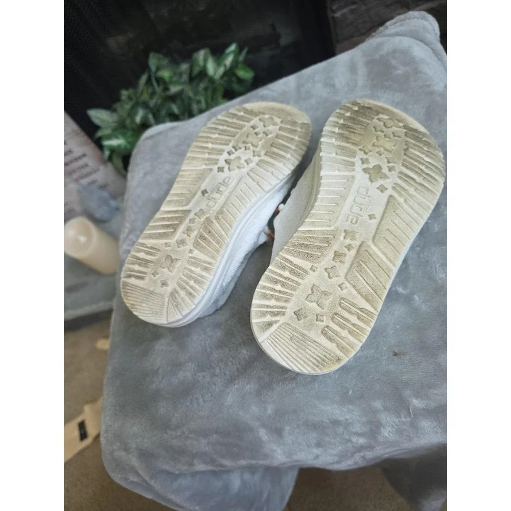 Hey Dude Wendy Boho Crochet White Slip On Shoes Womens 6
